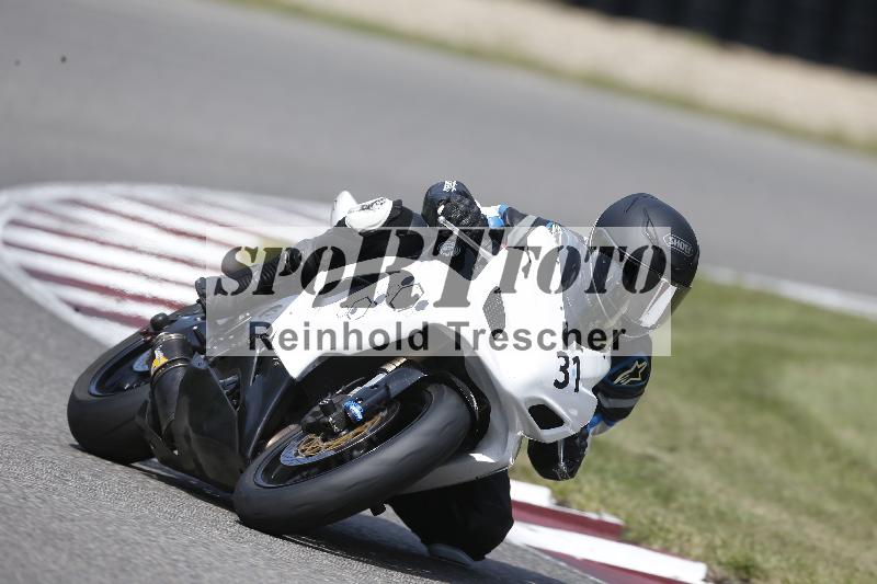 /Archiv-2025/49 26.08.2025 Cornu Master School ADR/blau-bleu/31